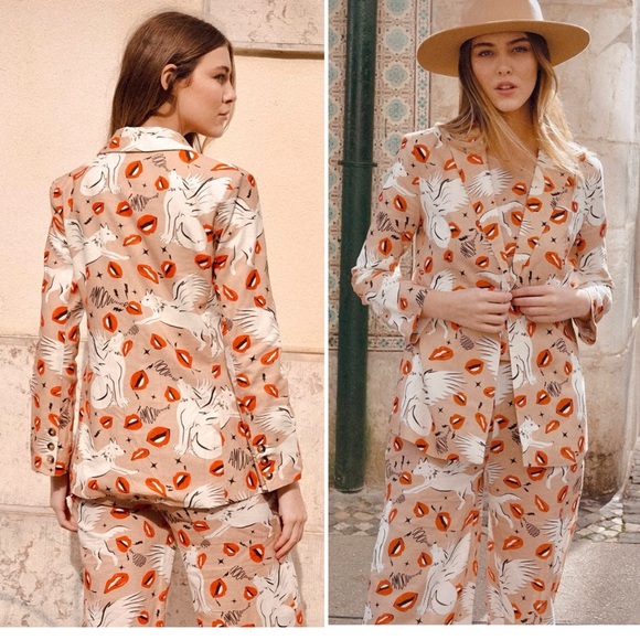 LAS SURENAS Wolf Kisses Lip Amore Print Single Button Linen Loose Fit Blazer - Picture 4 of 16